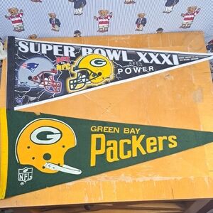 Vintage 50s & 1997 set of 2 Green Bay Packers NFL team wool & felt pennants